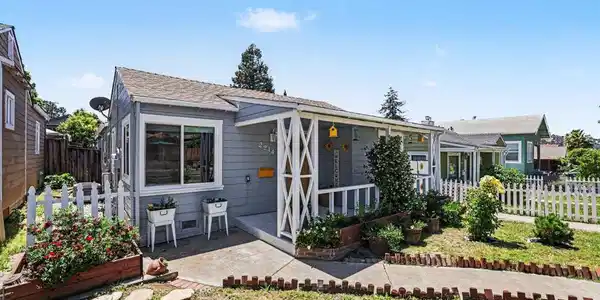 2214 Pacheco Blvd