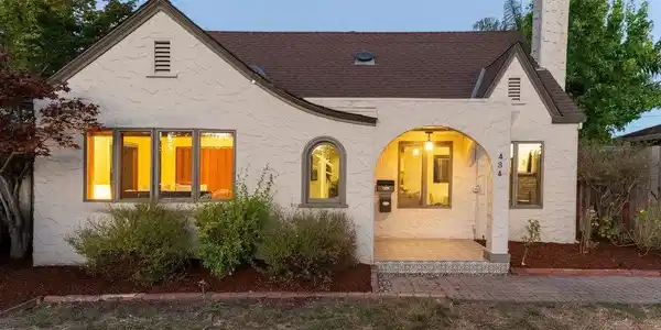 434 Morrissey Boulevard