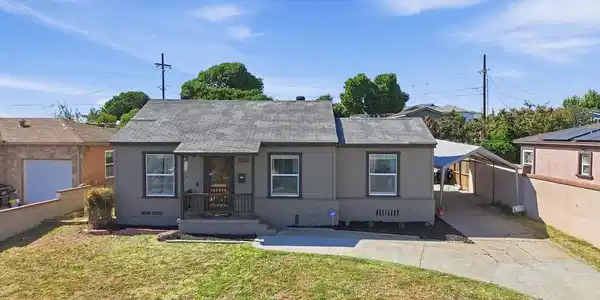 5260 La Paz Drive