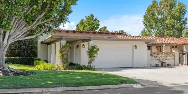 525 Vista Flora