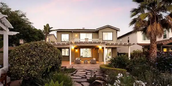 1106 Colina Rodante