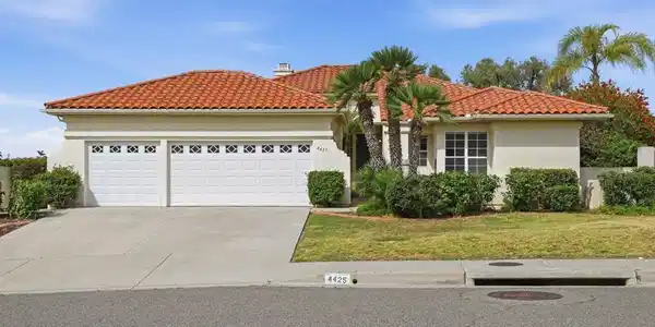 4425 Sunnyhill Drive