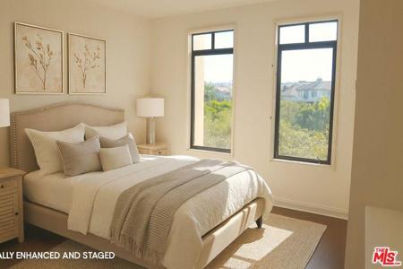 5625 Crescent Parkway