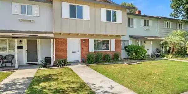 9562 Cornwall