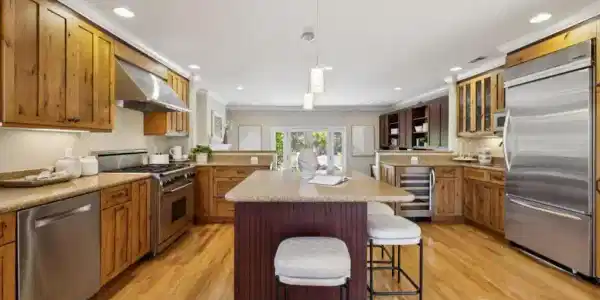 372 Bluefish Court
