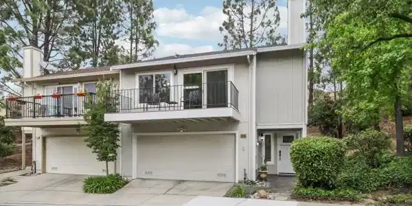 2460 Heatherleaf Lane