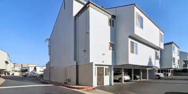 4186 Mount Alifan