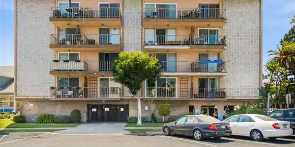 545 Chestnut