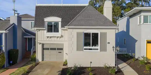 164 Wilshire Avenue