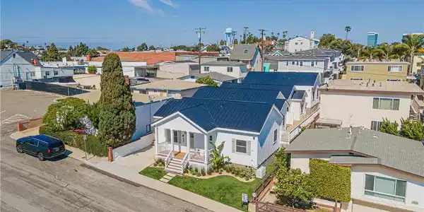 228 A Arena Street