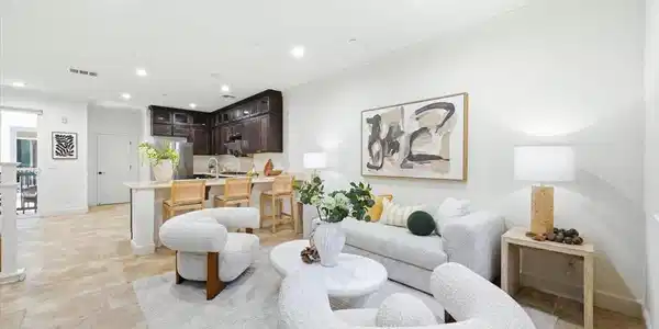 1321 Lee Place