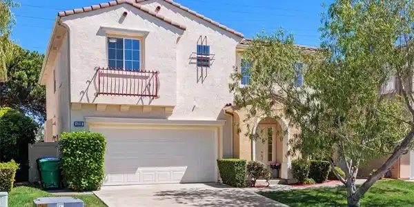 4289 Calle Isabelino