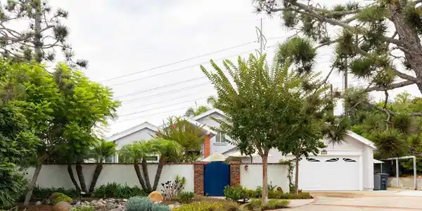 348 El Pedregal Dr