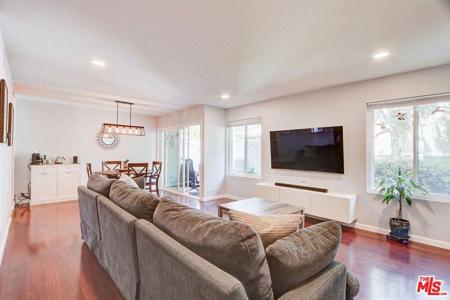 1275 Seacliff Court