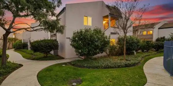 3242 Ashford St Unit K