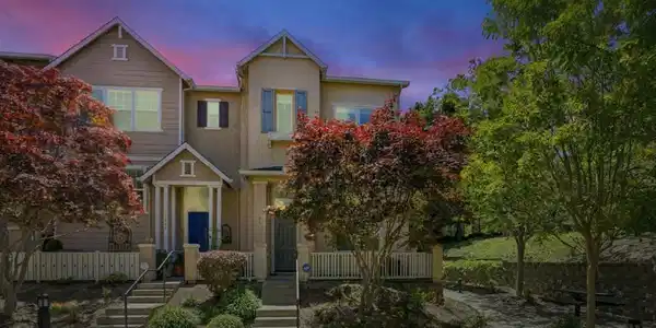 1350 Summer Lane