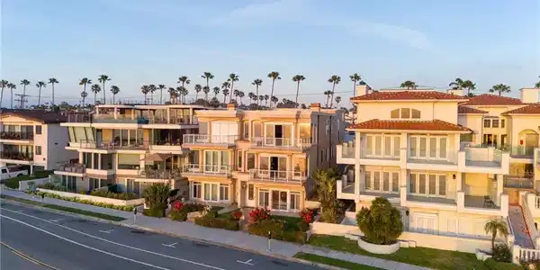 814 Esplanade