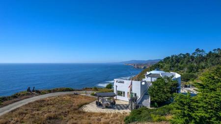 20075 Cabrillo Highway