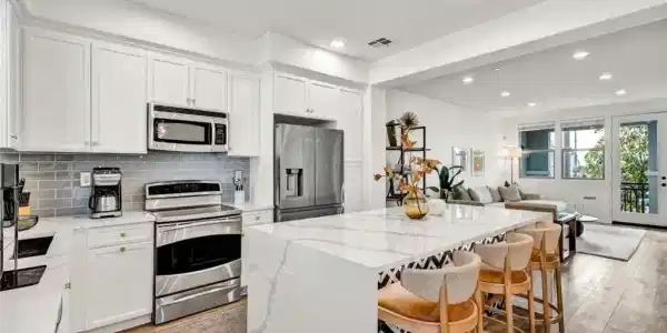 3009 E Pacific Coast