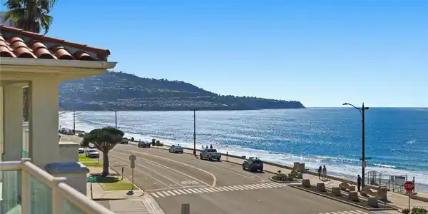 814 Esplanade