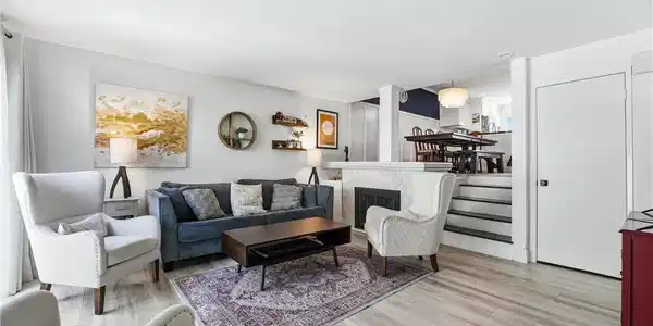 2112 Warfield