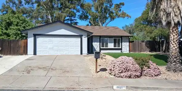 3121 Westbourne Dr