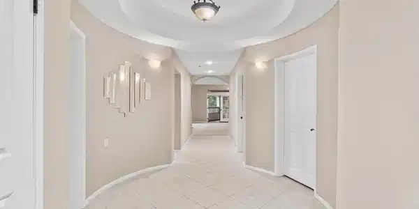 2894 Torrey Pines Rd