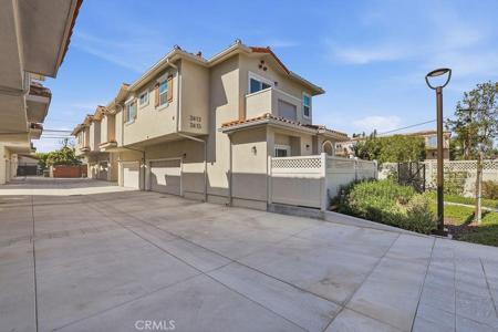 2413 Arlington Avenue