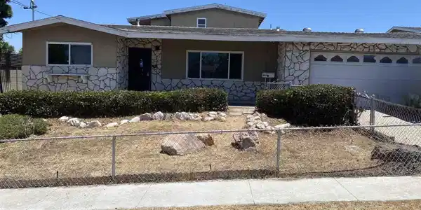 923 Myra Avenue