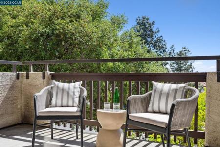 21103 Gary Dr