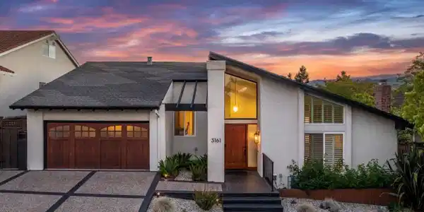 3161 La Mesa Drive