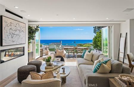 1373 N Coast Highway