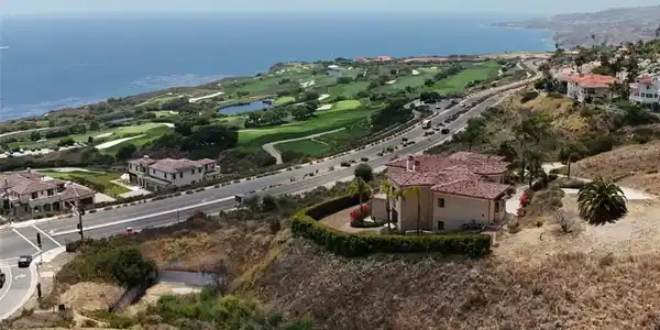3231 Palos Verdes S