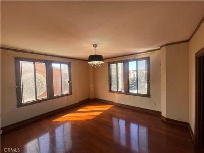 315 W 3rd Street