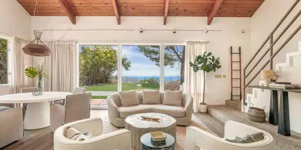 2370 Live Oak Meadows Road