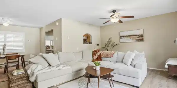 2514 Clairemont
