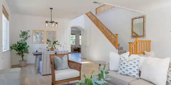 4785 Sea Crest Drive