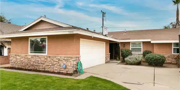 1210 Elder Street