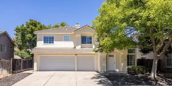 4540 Knollpark Cir