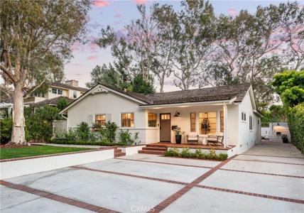 3308 Palos Verdes Drive North