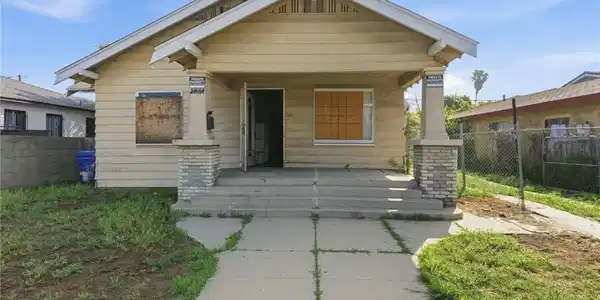 2064 Myrtle
