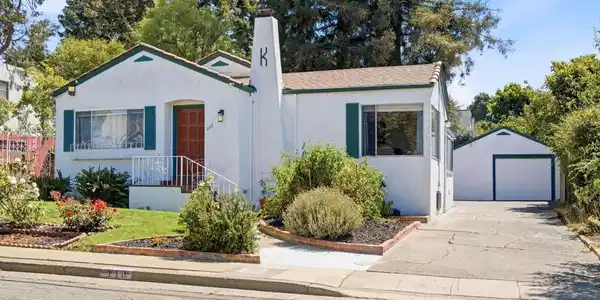 110 Bella Vista Way