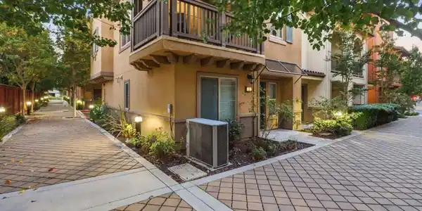 338 Santa Diana Terrace