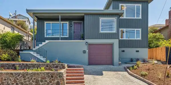 2328 Carquinez Ave