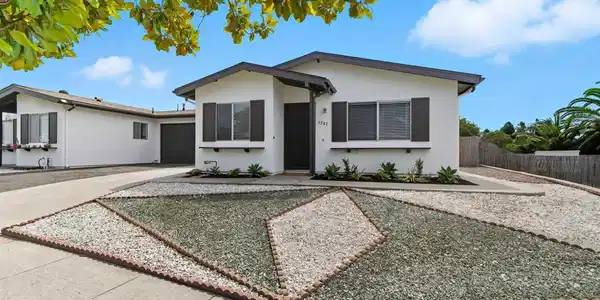3541 Mira Pacific Drive