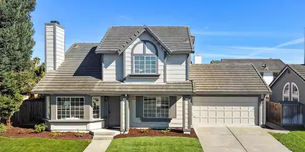 312 Rivercreek Dr