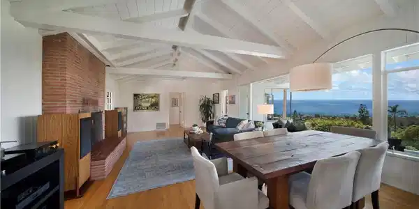 933 Coast View Drive