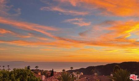 16738 Via La Costa