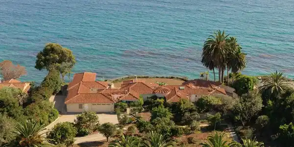 4121 Creciente Drive
