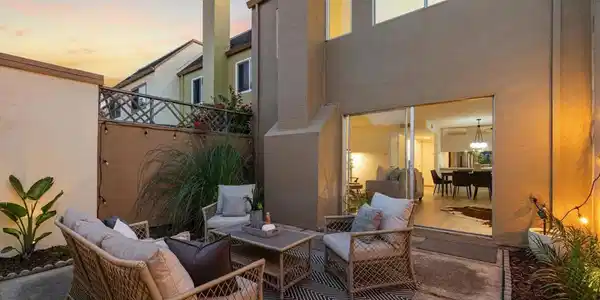 3032 Linda Vista